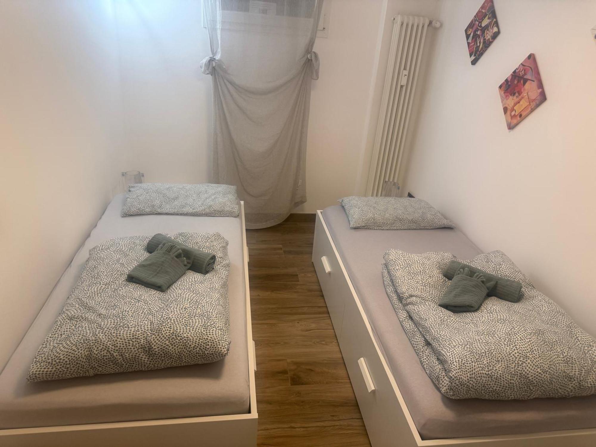 Samy S Home 1 Free Parking Wi-Fi Болзано Екстериор снимка